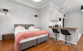 Nowy Świat 29 by Homeprime